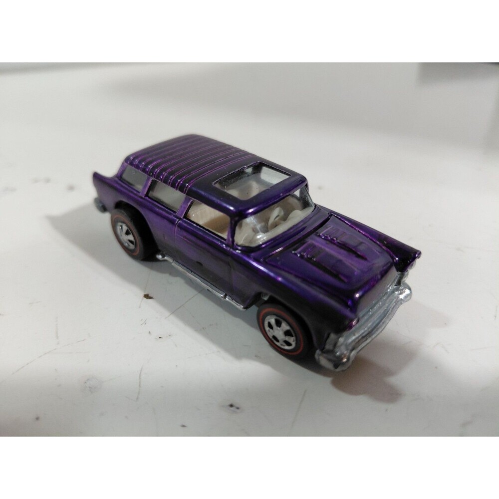 Hot Wheels 1:64 DieCast Red Line 1969 USA Classic Nomad Chevrolet Wagon Repaint